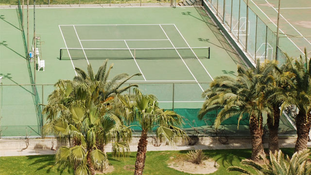 Tennisspielen zur Mandelblüte auf Mallorca