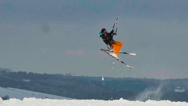 Trendsport Snowkiten – der etwas andere „Skilift“