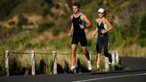 Warum Frauen langsamer laufen als Männer