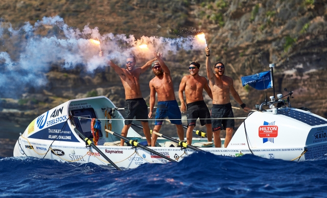 Britische Schulfreunde gewinnen als Team Ocean Reunion Ruderrennen über den Atlantik
