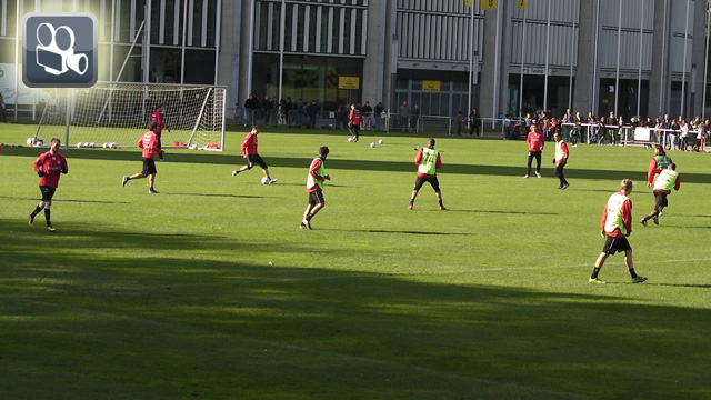 Wie trainieren Fußballprofis – Fußballtraining mit Eintracht Frankfurt