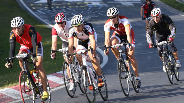 Dextro Energy und netzathleten suchen wieder vier Rennradfahrer für Rad am Ring 2014