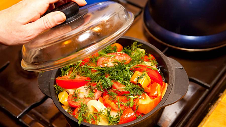 Kochen, braten und frittieren – So verändert sich der Kaloriengehalt beim Kochen