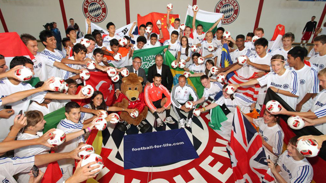 Internationales Fußball-Abenteuer – 4. Allianz Junior Football Camp in München