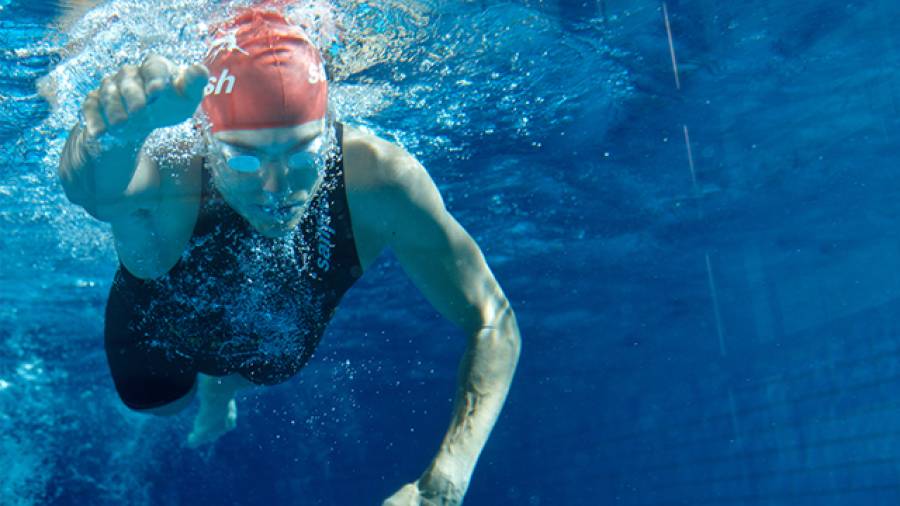 Kraftausdauer im Triathlon – Den Armzug beim Kraulen stärken