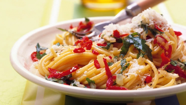 Pasta mit Rucola und Knoblauch