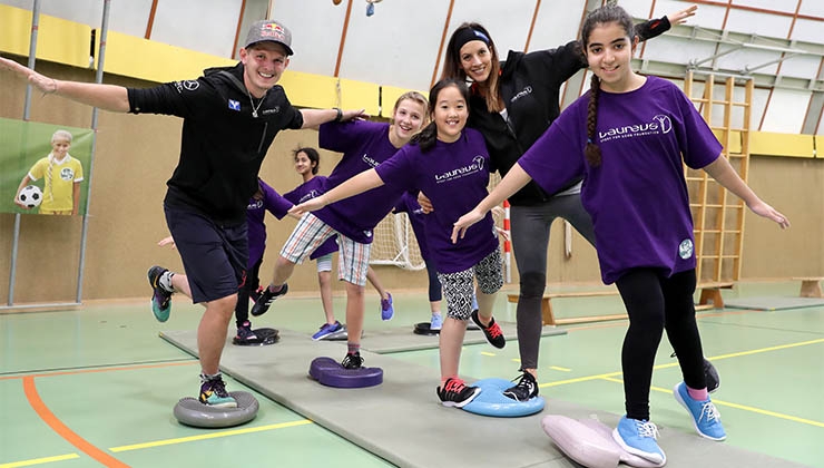 KICK MIT: Neues Laureus Sport for Good Projekt in Österreich