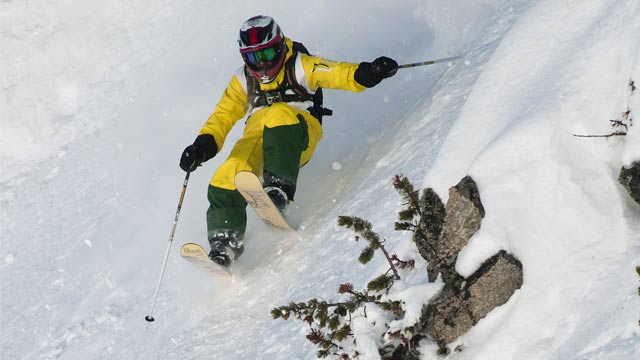 Freeride: 5 Tipps zum Skifahren abseits der Pisten
