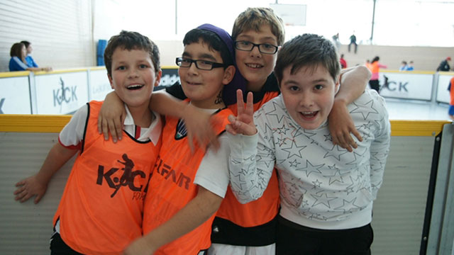 Kickformore: Gemeinsames Fußballturnier von Jugendlichen aus Deutschland, Israel und Palästina