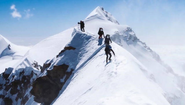 „Mountaineering“ endlich auch auf Deutsch erhältlich