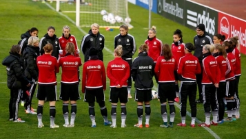 Frauenfußball: Neid nominiert 26 Spielerinnen für Olympia-Vorbereitung