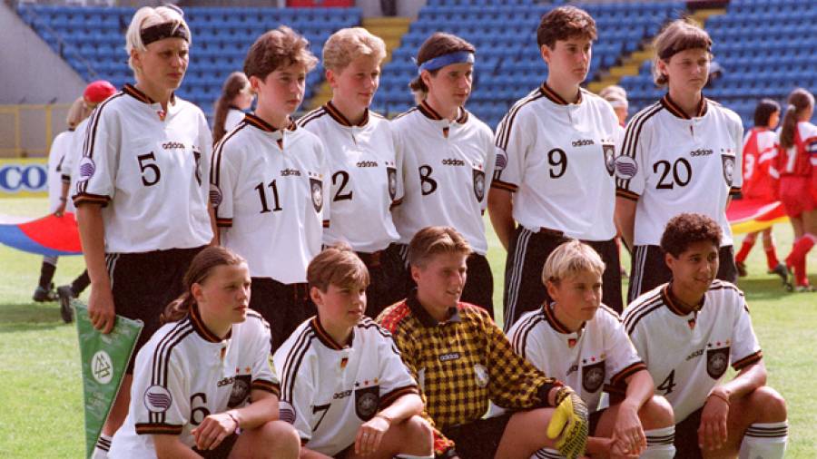 Die Geschichte des Frauenfußballs in Deutschland