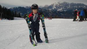 Fahren wie die Großen – Der Elan Junior-Ski