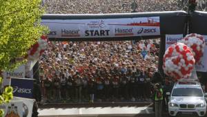 Erfolgreicher Hamburg-Marathon für Asics-Athlet Sören Kah