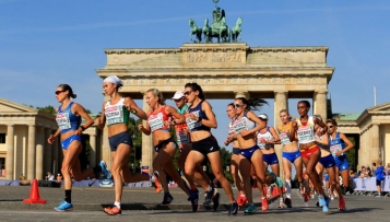 Lisa anna hahner nackt und German marathon
