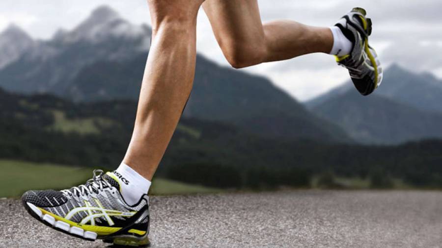 Laufpapst trifft Laufschuhkompetenz - “ASICS Running Insights“ mit Dr. Matthias Marquardt ab 16.09.2011 auf n-tv