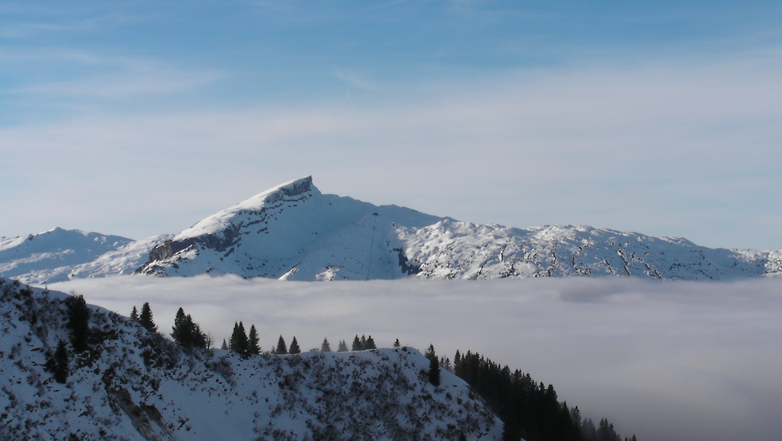 Erste Alpine Ski-Weltmeisterschaften der Gehörlosen haben begonnen