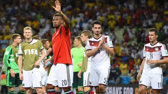 getty images; Ab der Halbzeit nur noch Zuschauer - Jerome Boateng hat sich eine neurogene Muskelverhärtung zugezogen