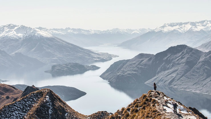 Aaron Sebastian auf Unsplash
