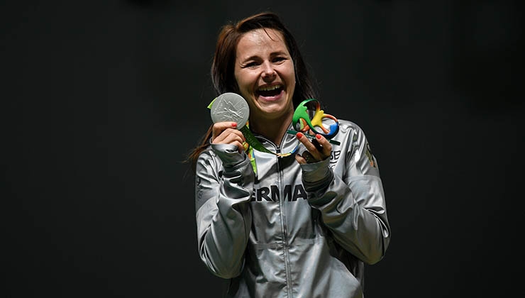 Getty Images; Monika Karsch sicherte sich bei den Olympischen Spielen Schützen-Silber