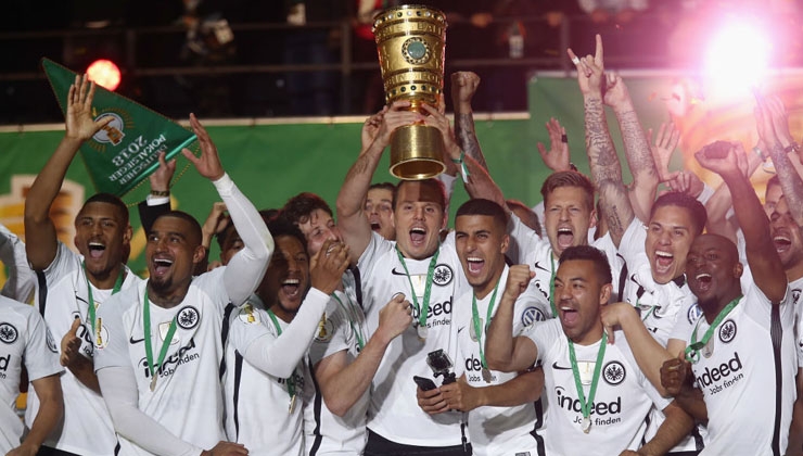 gettyimages -- Pokalsieger 2018 mit Eintracht Frankfurt: Alexander Meier