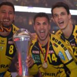 gettyimages.de -- Die Rhein Neckar Löwen nach dem Gewinn des DHB Pokals 2018