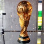 Derk Hoberg -- Die Kopien der deutschen WM-Pokale standen früher in der DFB-Zentrale in Frankfurt a.M. Heute sind sie im Deutschen Fußballmuseum in Dortmund zu bestaunen