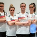 gettyimages (Artikelbild) -- Melanie Leupolz, Svenja Huth, Alexandra Popp, Sara Daebritz und Dzenifer Marozsan (v. Li.)