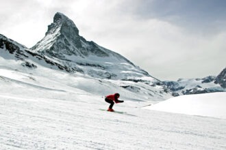 Derk Hoberg; THE OMNIA