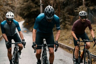 Munbaik Cycling Clothing auf Unsplash
