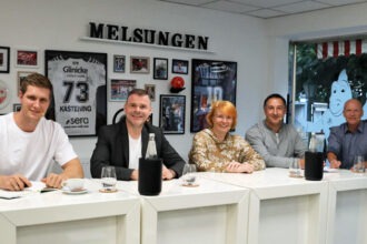 MT Melsungen -- (von links nach rechts:) Finn Lemke, Daniel Bettermann, Kathrin Köhler-Nachtnebel, Jesper Larsson und Frank Schneller